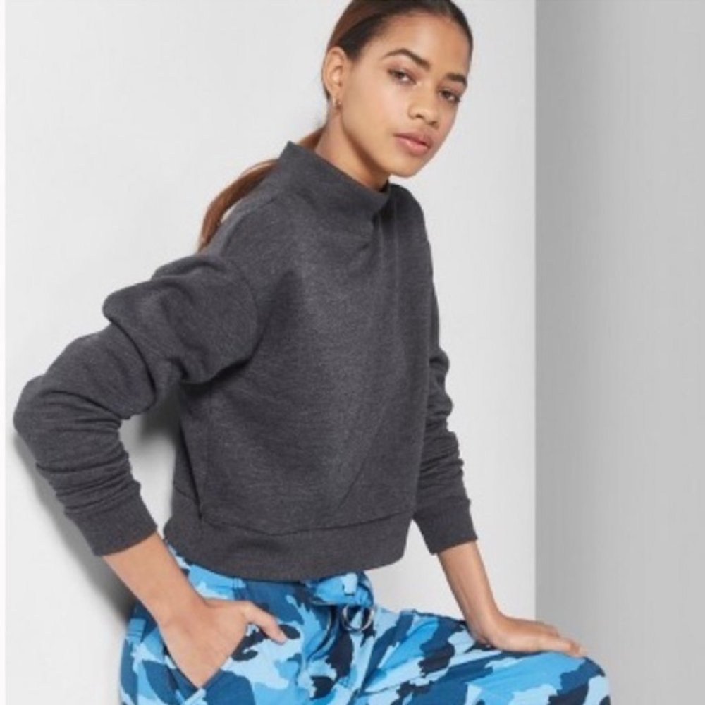 Wild Fable Classic Crop Sweatshirt SMALL Gray 1455